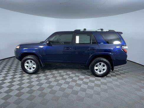 Used 2019 Toyota 4Runner SR5 image 5