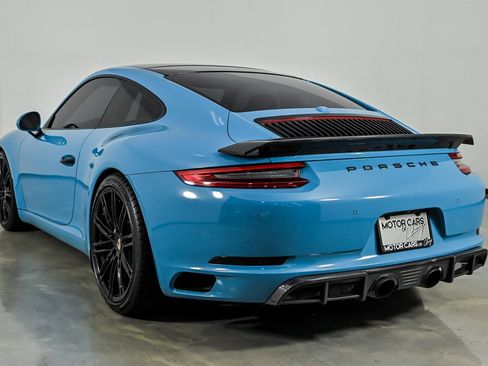 Used 2018 Porsche 911 Carrera image 8