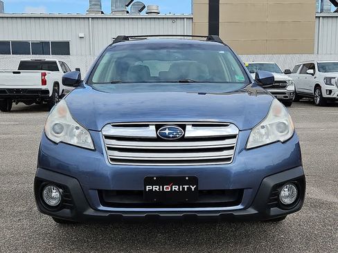 Used 2013 Subaru Outback 2.5i Premium AWD/4WD image 2