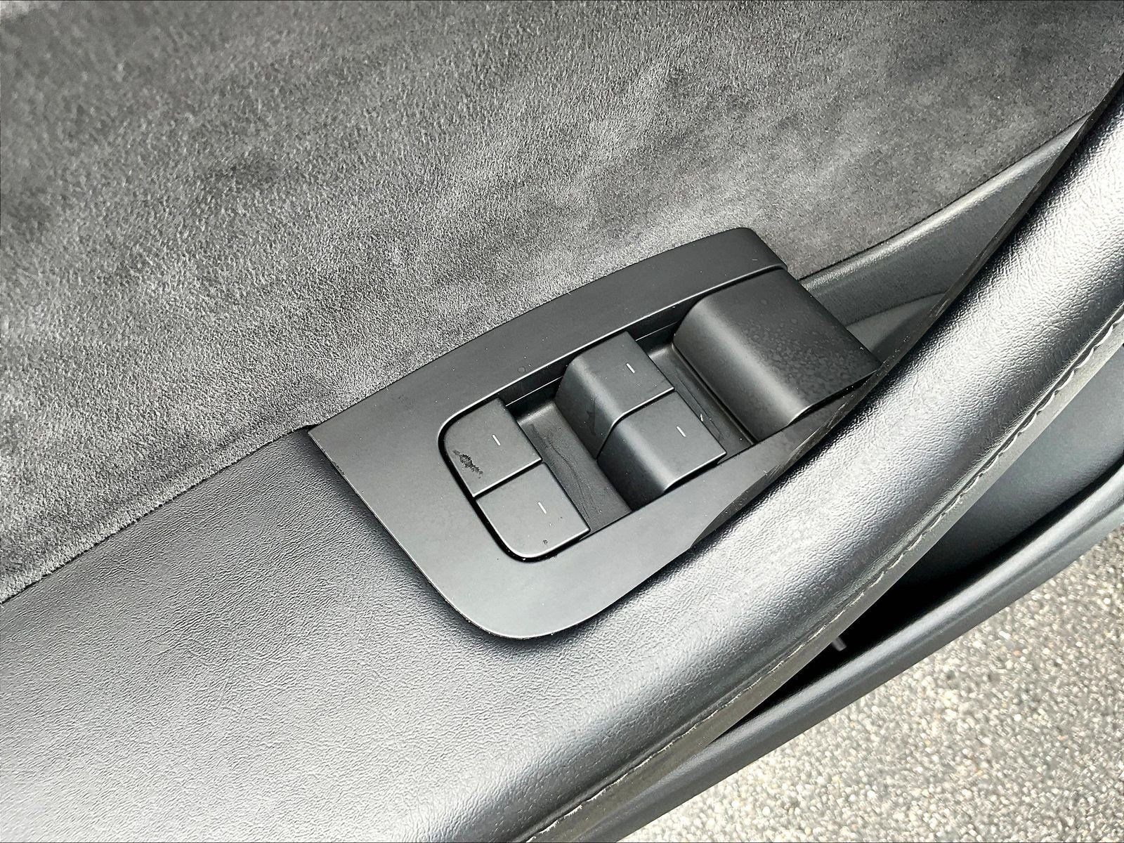 Used 2022 Tesla Model 3 Performance AWD/4WD image 35