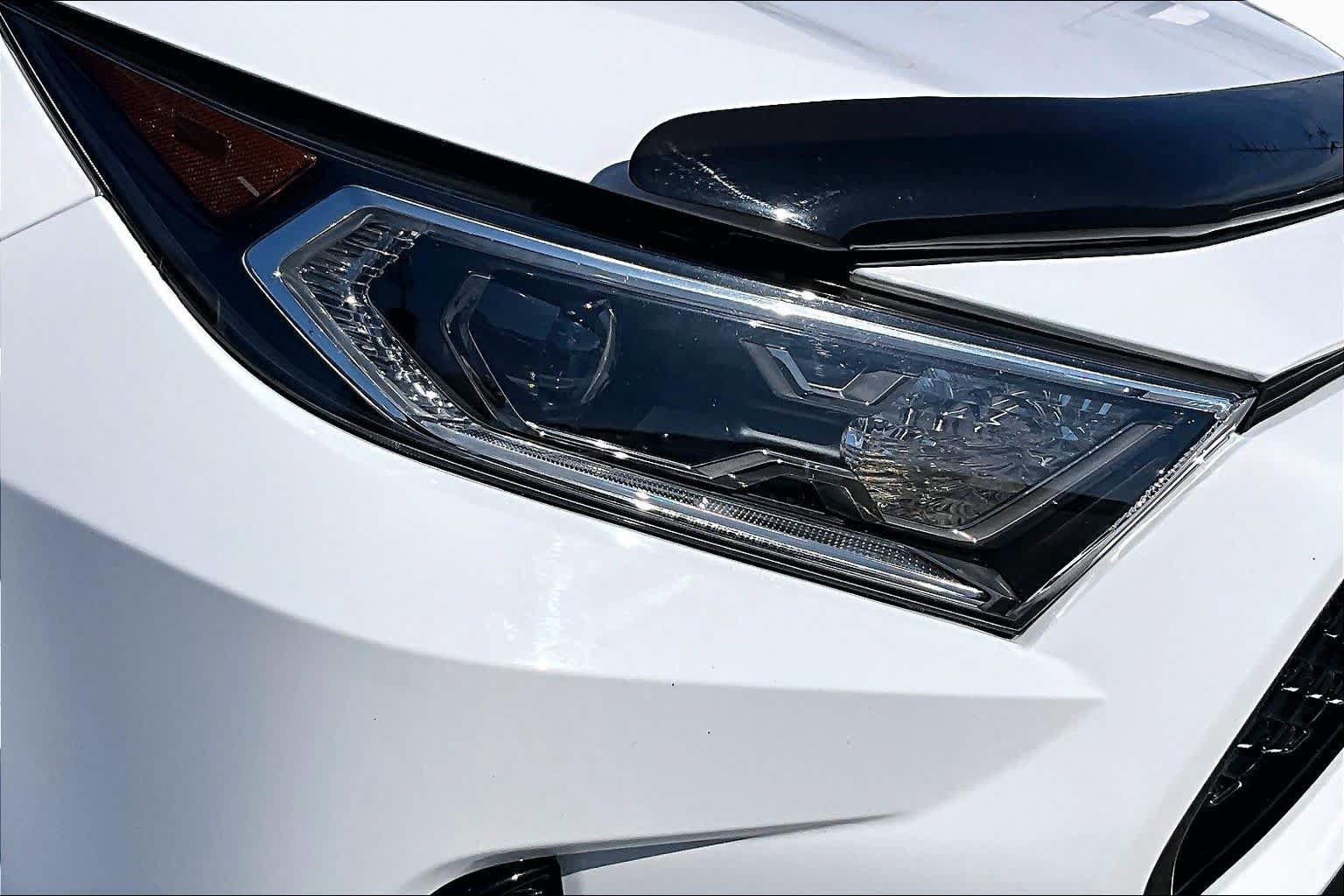 Used 2021 Toyota RAV4 SE w/ Weather & Moonroof Package AWD/4WD image 52