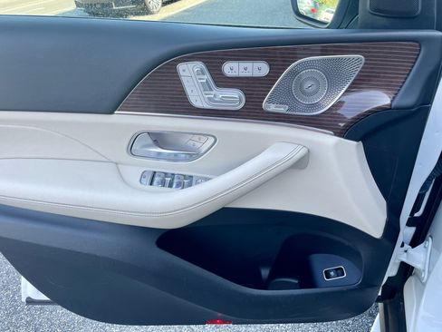 Used 2021 Mercedes-Benz GLE 350 4MATIC image 12