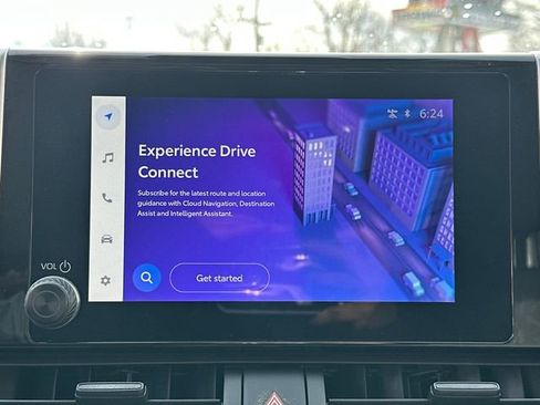 New 2025 Toyota RAV4 XLE image 31