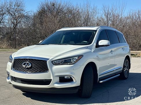 Used 2020 INFINITI QX60 Luxe w/ Essential Package image 7