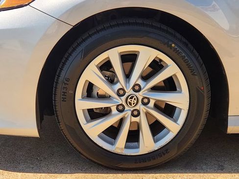 Used 2023 Toyota Camry LE FWD image 8