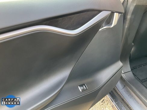 Used 2019 Tesla Model S 100D image 33