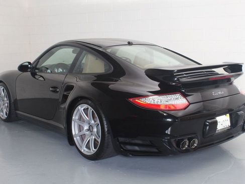 Used 2012 Porsche 911 Turbo image 2