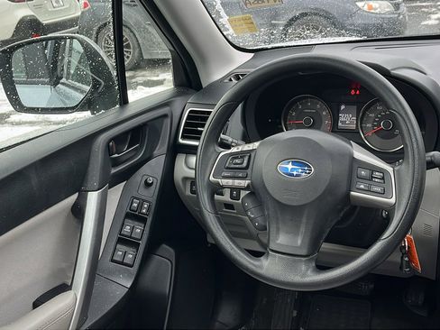 Used 2016 Subaru Forester 2.5i Premium image 23