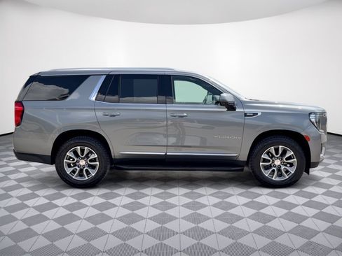 Used 2022 GMC Yukon SLT w/ SLT Premium Package RWD image 8
