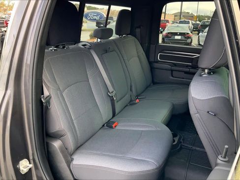 Used 2024 RAM 2500 Big Horn w/ Night Edition image 17