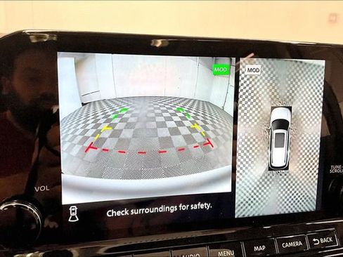 New 2025 Nissan Pathfinder Platinum w/ Lighting Package (N93) image 24