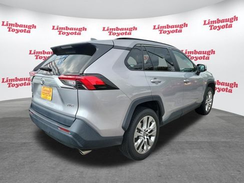 Used 2022 Toyota RAV4 XLE Premium FWD image 23
