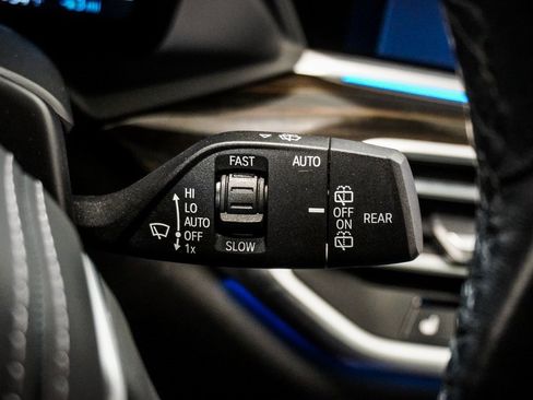 Used 2021 BMW X5 xDrive45e w/ Premium Package image 23