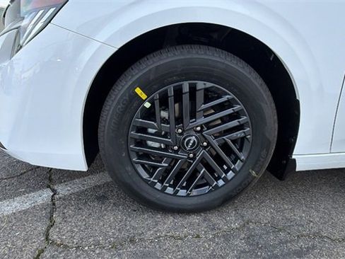 New 2026 Nissan Sentra SV image 10