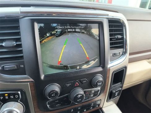 Used 2015 RAM 1500 Laramie image 17