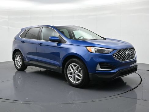 Certified 2024 Ford Edge SEL AWD/4WD image 4