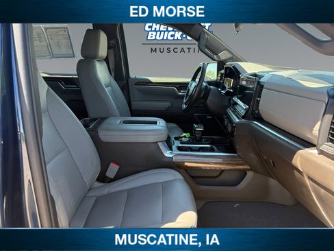 Certified 2022 Chevrolet Silverado 1500 RST w/ Convenience Package II AWD/4WD image 16