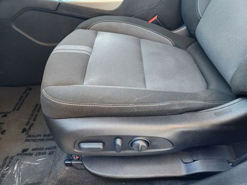 Used 2024 Chevrolet Blazer LT w/ Convenience Package FWD image 25