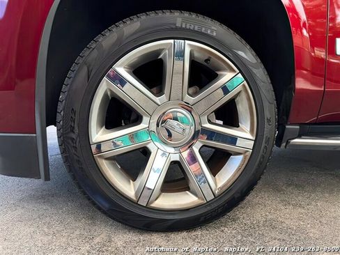 Used 2019 Cadillac Escalade Luxury image 13