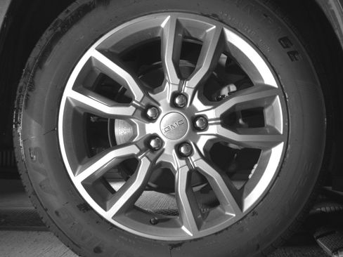 Used 2024 GMC Terrain SLT image 15