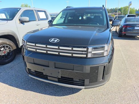 Used 2026 Hyundai Santa Fe SEL FWD image 7