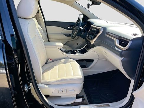 Used 2020 GMC Acadia Denali w/ Technology Package image 29