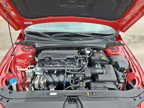 Certified 2025 Hyundai Elantra Sport FWD image 27