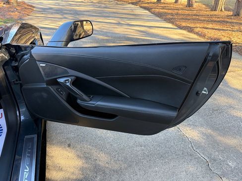 Used 2014 Chevrolet Corvette Stingray Coupe image 50