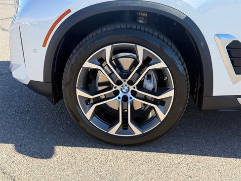 Used 2024 BMW X5 sDrive40i w/ Premium Package image 8