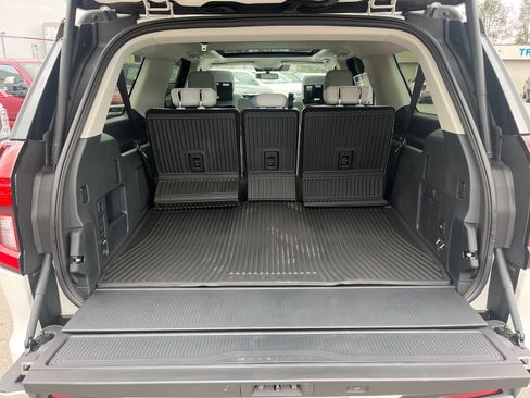 New 2026 Ford Expedition Max Platinum w/ Driver's Package image 20