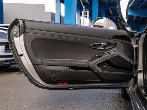 Used 2018 Porsche 911 GT3 image 37