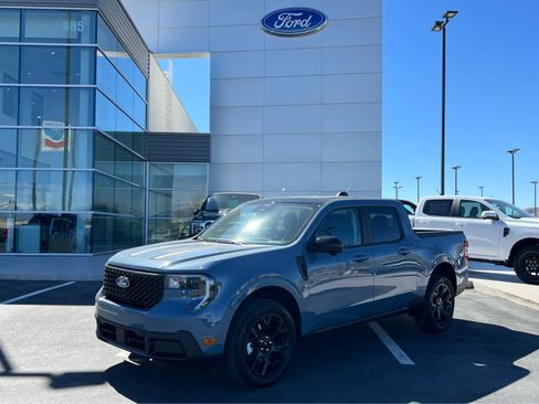 New 2026 Ford Maverick Lariat w/ Black Appearance Package AWD/4WD image 1