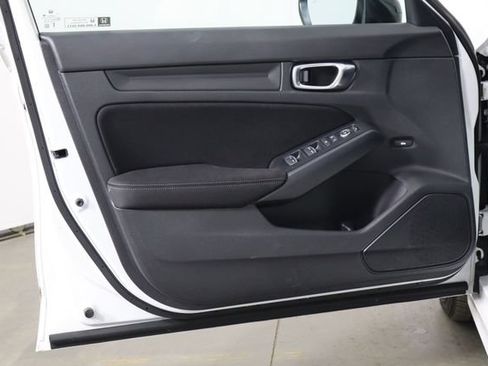 Used 2025 Honda Civic Sport image 18