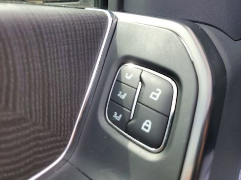 Used 2024 Ford F250 Platinum AWD/4WD image 22