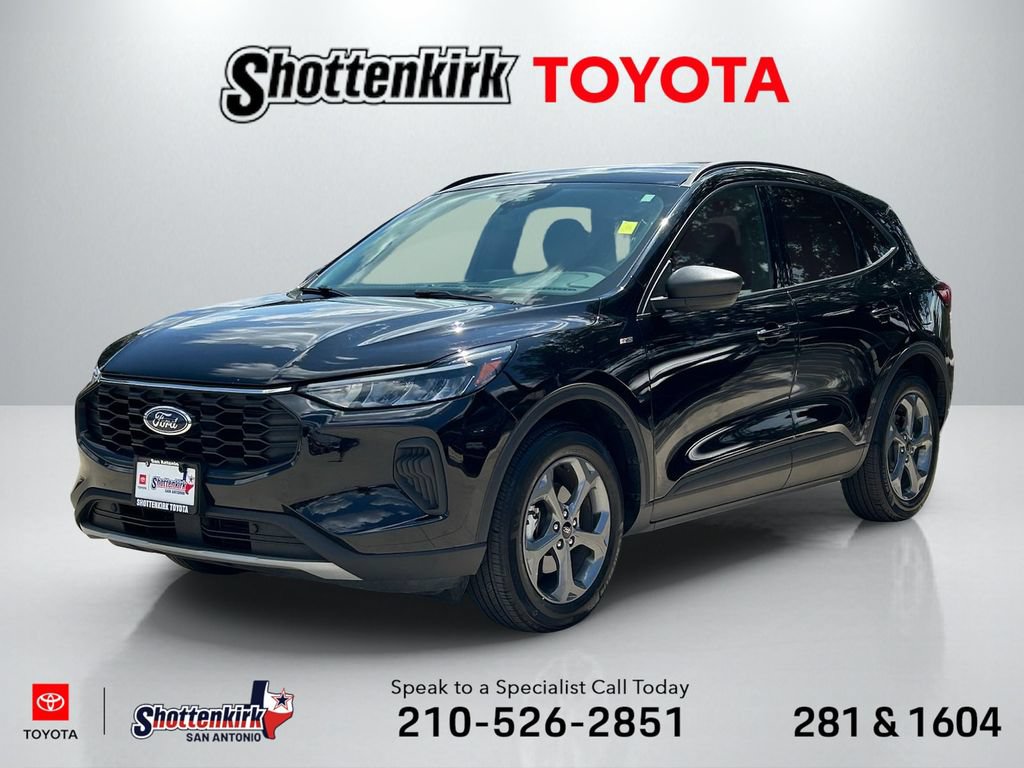 Used 2025 Ford Escape ST-Line FWD image 1