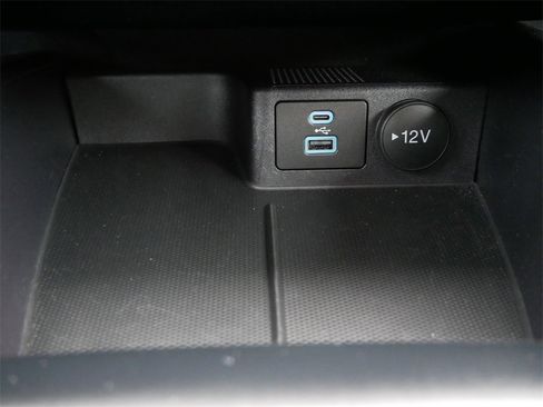 Certified 2022 Ford Escape SE w/ Cold Weather Package image 22