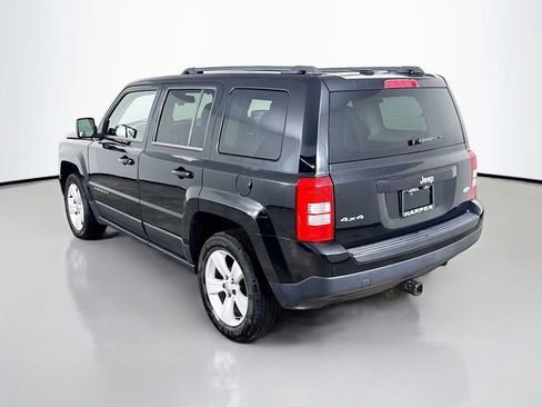Used 2014 Jeep Patriot Latitude image 10