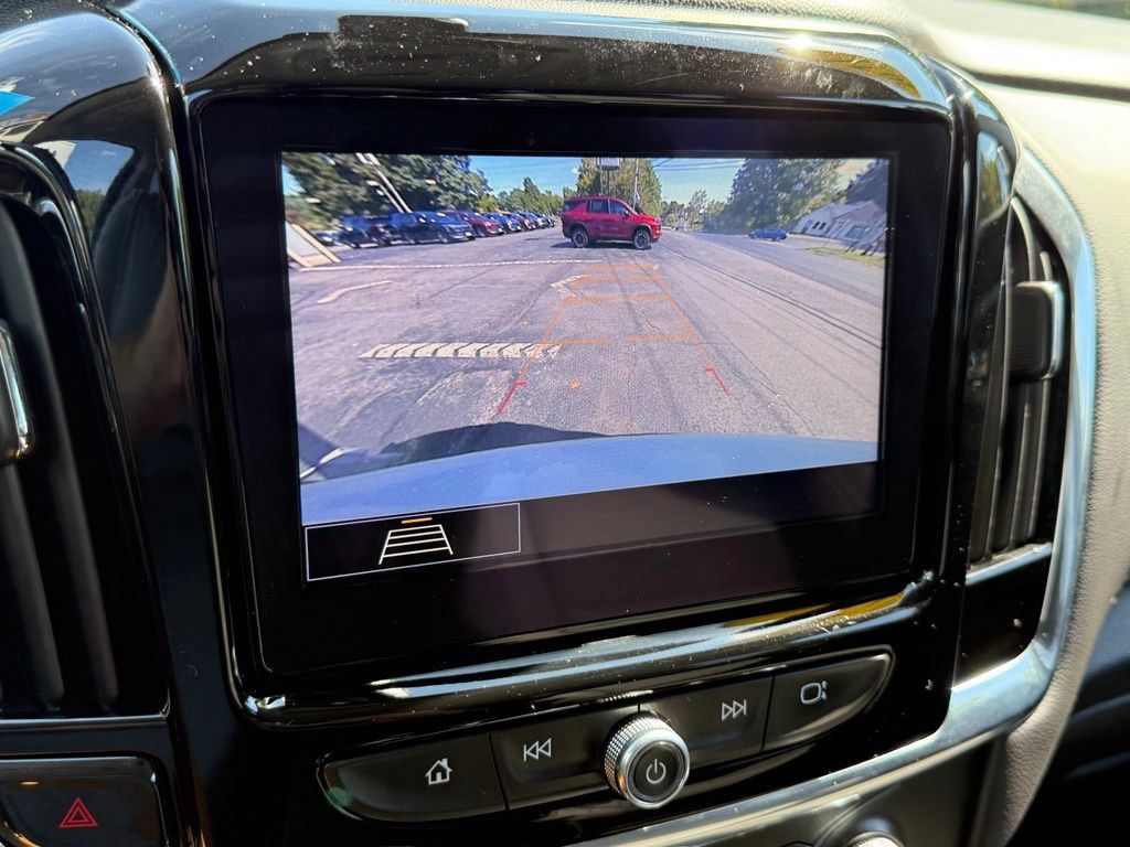 Used 2021 Chevrolet Traverse LT AWD/4WD image 55