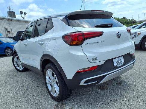 Used 2023 Buick Encore GX Preferred w/ Cold Weather Comfort Package FWD image 32