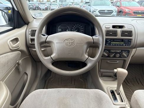 Used 2001 Toyota Corolla CE image 18