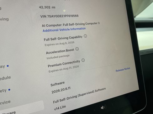 Used 2023 Tesla Model Y Long Range AWD/4WD image 25