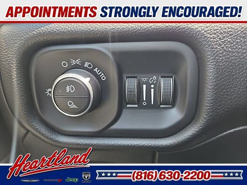Used 2019 RAM 1500 Laramie AWD/4WD image 55