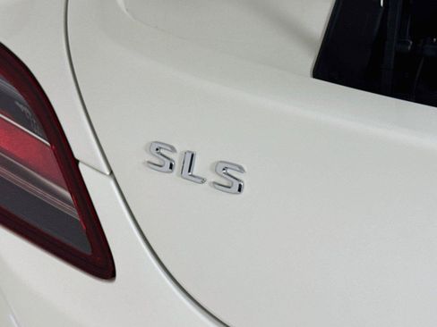 Used 2012 Mercedes-Benz SLS AMG Roadster image 37
