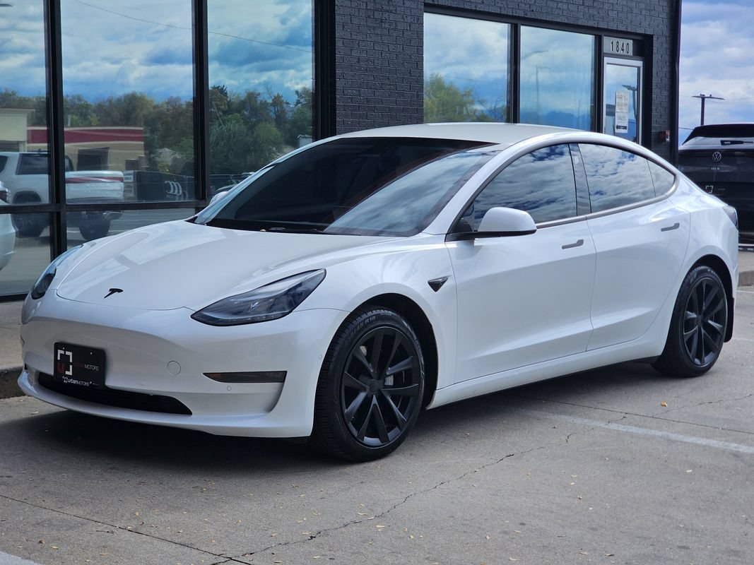 Used 2022 Tesla Model 3 Long Range AWD/4WD image 7