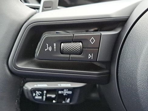 Used 2026 Porsche Cayenne Coupe image 29