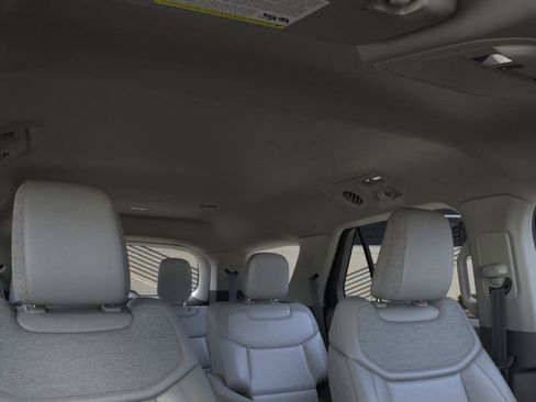 New 2026 Ford Explorer Active w/ Active Comfort Package image 22