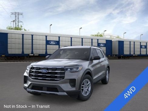 New 2026 Ford Explorer Active AWD/4WD image 2