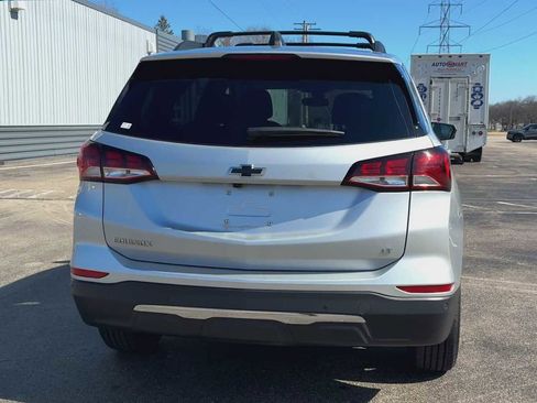 Used 2022 Chevrolet Equinox LT image 3