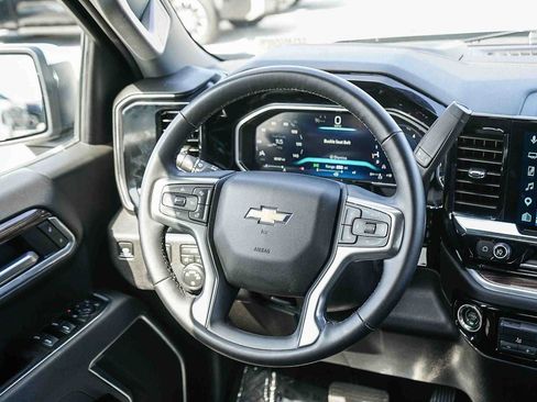 Used 2026 Chevrolet Silverado 1500 LT RWD image 15