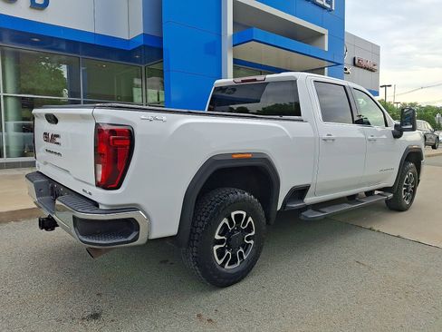 Used 2020 GMC Sierra 2500 SLE w/ SLE Value Package; AWD/4WD image 6